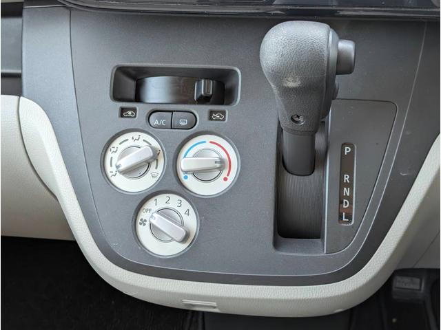 ���i�����ގ��ɕK�����삷�郌�o�[�ł��B����̂��₷�����̂ɂȂ��Ă��܂��B���Ј�x�̊����Ă��������B