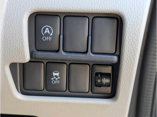 �w�A�C�h�����O�X�g�b�v�x�N���}����Ԃ���Ǝ����I�ɃG���W�����~���A���ʂȔR�������r�o�K�X��}���܂��B�f�����G���W�����Ďn��������ȂǁA�h���C�o�[�̊��o�ƃY���̂Ȃ����R�Ȑ����ڎw���Ă��܂��B