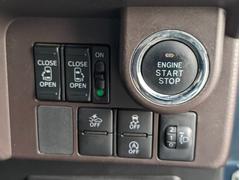 両側電動スライドドア装備！運転席よりボタン一つで開閉可能でございます。 7