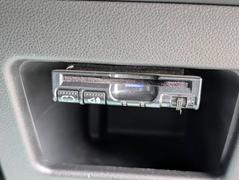 今では必需品のＥＴＣも付いております。高速道路での出入りもスムーズ。渋滞緩和にもなりエコにも繋がります。 6