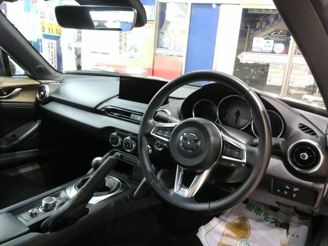 ロードスター Ｓスペシャルパッケージ　キーレス　フルセグ　ＴＶ　エアバッグ　フル装備　助手席エアバッグ　衝突被害軽減システム　ＥＴＣ　バックカメラ　スマートキー　オートクルーズコントロール（2枚目）