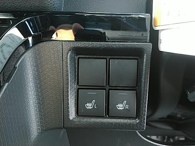 タント カスタムＲＳ　キーレス　１５アルミホイール　エアバッグ　オートマ　フル装備　助手席エアバッグ　衝突被害軽減システム　スマートキー　横滑り防止機能　シートヒーター（24枚目）