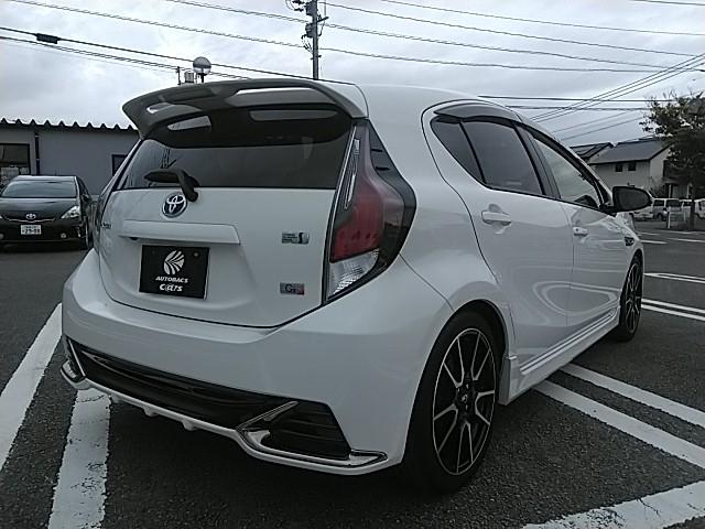 アクア G G’s キーレス フルセグ ナビ&TV 17アルミホイール エアバッグ オートマ フル装備 助手席エアバッグ 衝突被害軽減システム ETC バックカメラ スマートキー オートクルーズコントロール(3枚目)