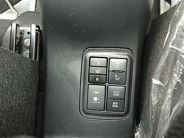 アクア G G’s キーレス フルセグ ナビ&TV 17アルミホイール エアバッグ オートマ フル装備 助手席エアバッグ 衝突被害軽減システム ETC バックカメラ スマートキー オートクルーズコントロール(27枚目)