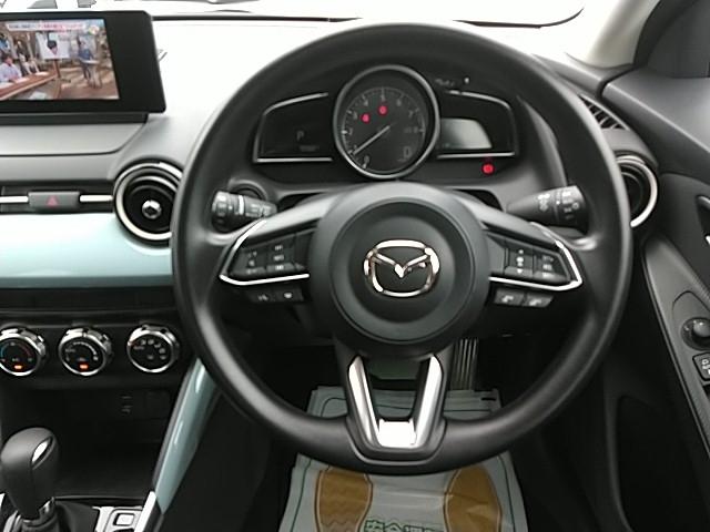 マツダ2 15 BD ワンオーナー キーレス フルセグ ナビ&TV エアバッグ オートマ フル装備 助手席エアバッグ 衝突被害軽減システム ETC バックカメラ スマートキー(8枚目)