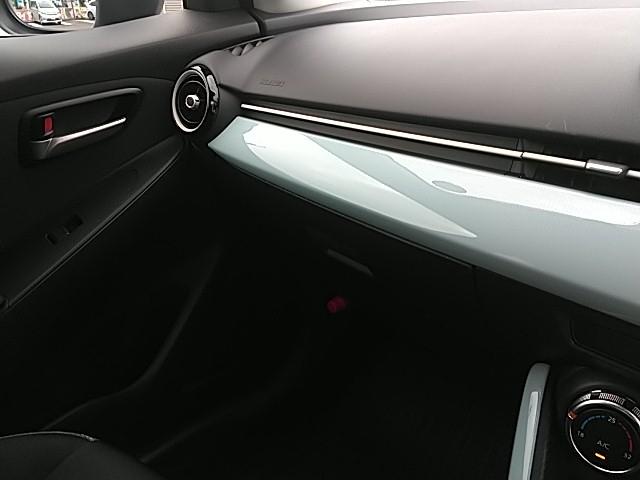 マツダ2 15 BD ワンオーナー キーレス フルセグ ナビ&TV エアバッグ オートマ フル装備 助手席エアバッグ 衝突被害軽減システム ETC バックカメラ スマートキー(26枚目)