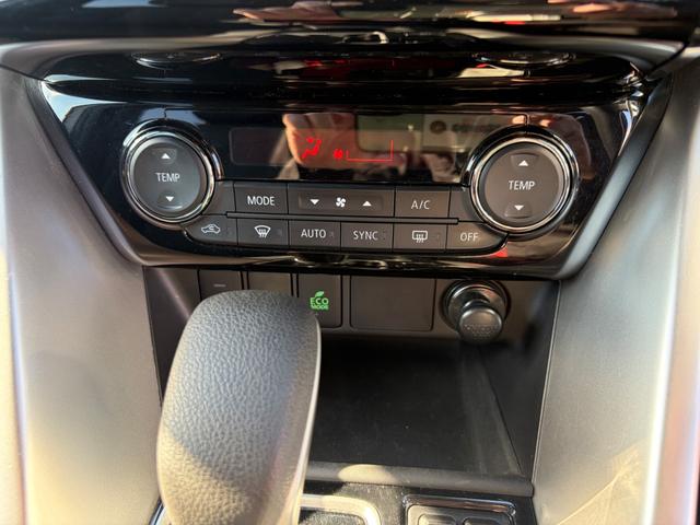 エクリプスクロス Ｇ　ワンオーナー　サンルーフ　キーレス　１８アルミホイール　エアバッグ　オートマ　フル装備　助手席エアバッグ　衝突被害軽減システム　スマートキー　オートクルーズコントロール　シートヒーター（25枚目）