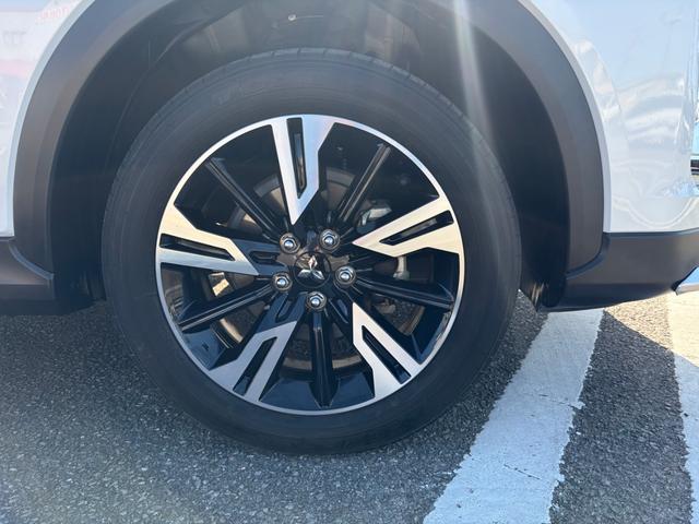 エクリプスクロス Ｇ　ワンオーナー　サンルーフ　キーレス　１８アルミホイール　エアバッグ　オートマ　フル装備　助手席エアバッグ　衝突被害軽減システム　スマートキー　オートクルーズコントロール　シートヒーター（33枚目）