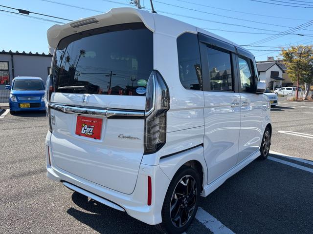 Ｎ－ＢＯＸカスタム Ｇ・Ｌターボホンダセンシング　キーレス　フルセグ　ナビ＆ＴＶ　１５アルミホイール　エアバッグ　オートマ　フル装備　助手席エアバッグ　衝突被害軽減システム　ＥＴＣ　バックカメラ　スマートキー　オートクルーズコントロール（3枚目）