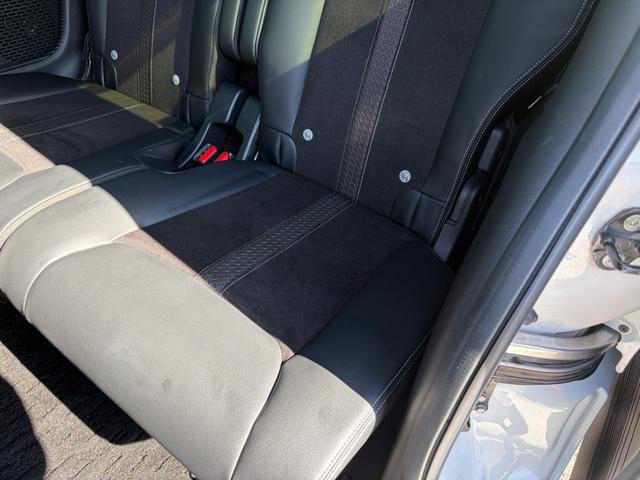 Ｎ－ＢＯＸカスタム Ｇ・Ｌターボホンダセンシング　キーレス　フルセグ　ナビ＆ＴＶ　１５アルミホイール　エアバッグ　オートマ　フル装備　助手席エアバッグ　衝突被害軽減システム　ＥＴＣ　バックカメラ　スマートキー　オートクルーズコントロール（9枚目）