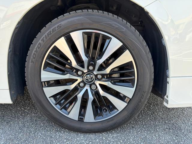 ヴェルファイア ２．５Ｚ　Ｇエディション　ワンオーナー　革シート　キーレス　フルセグ　ナビ＆ＴＶ　１８アルミホイール　乗車定員７人　エアバッグ　電動シート　オートマ　フル装備　助手席エアバッグ　ＥＴＣ　バックカメラ　スマートキー（42枚目）