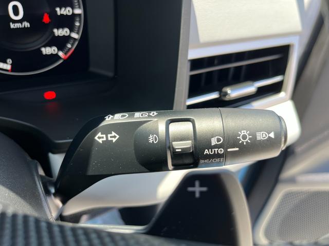 アウトランダーＰＨＥＶ Ｐ　ＢＯＳＥプレミアムサウンド　全周囲カメラ　シートヒーター　置くだけ充電　レーダークルーズ　ステアリングヒーター（36枚目）