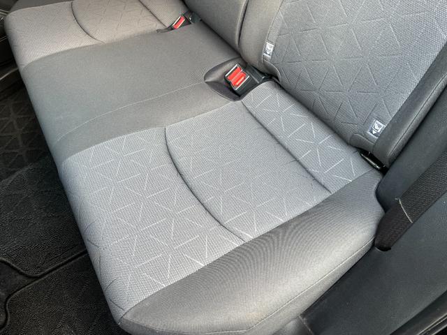 RAV4 X XフルセグTV ナビ Bluetooth オートリトラミラ クルーズコントロール 衝突軽減ブレーキ 車線逸脱警告(8枚目)