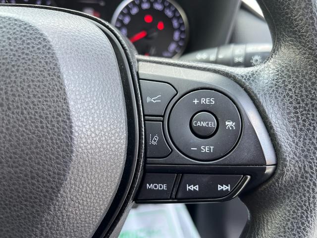 RAV4 X XフルセグTV ナビ Bluetooth オートリトラミラ クルーズコントロール 衝突軽減ブレーキ 車線逸脱警告(11枚目)
