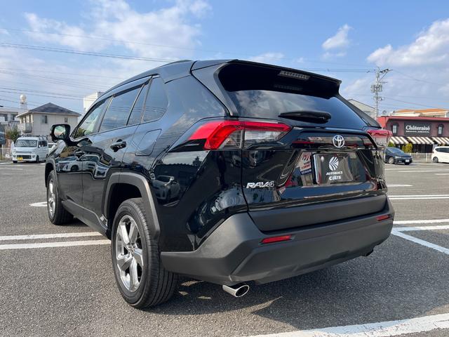 RAV4 X XフルセグTV ナビ Bluetooth オートリトラミラ クルーズコントロール 衝突軽減ブレーキ 車線逸脱警告(18枚目)