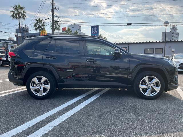 RAV4 X XフルセグTV ナビ Bluetooth オートリトラミラ クルーズコントロール 衝突軽減ブレーキ 車線逸脱警告(21枚目)