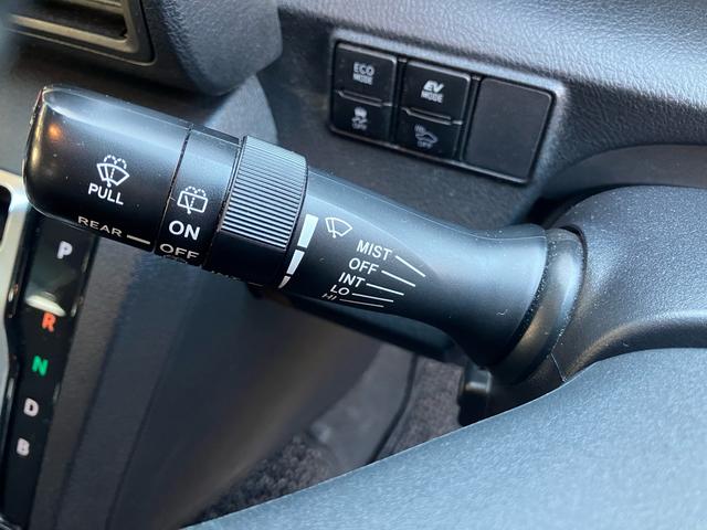 シエンタ ハイブリッドG クエロ ETC TV&ナビ バックカメラ プッシュスタート キーレスエントリー 両側電動スライドドア 3列シート エアバック オートライト パワーウィンドウ 車検付き(12枚目)