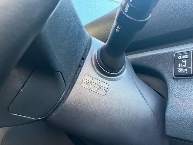 シエンタ ハイブリッドG クエロ ETC TV&ナビ バックカメラ プッシュスタート キーレスエントリー 両側電動スライドドア 3列シート エアバック オートライト パワーウィンドウ 車検付き(22枚目)