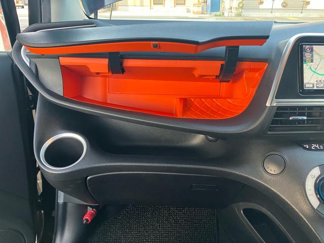 シエンタ ハイブリッドG クエロ ETC TV&ナビ バックカメラ プッシュスタート キーレスエントリー 両側電動スライドドア 3列シート エアバック オートライト パワーウィンドウ 車検付き(41枚目)