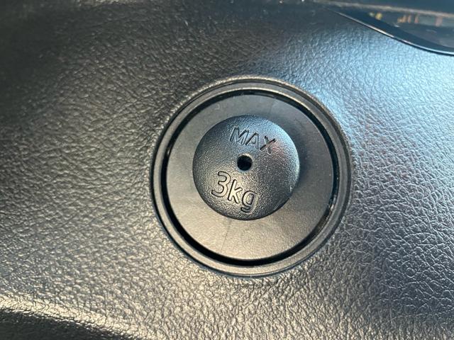 シエンタ ハイブリッドG クエロ ETC TV&ナビ バックカメラ プッシュスタート キーレスエントリー 両側電動スライドドア 3列シート エアバック オートライト パワーウィンドウ 車検付き(46枚目)