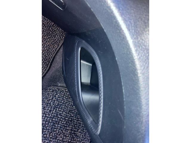 シエンタ ハイブリッドG クエロ ETC TV&ナビ バックカメラ プッシュスタート キーレスエントリー 両側電動スライドドア 3列シート エアバック オートライト パワーウィンドウ 車検付き(48枚目)