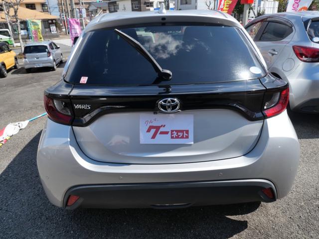ヤリス Ｇ　スマートキー　プッシュスタート　ディスプレイオーディオ　シートヒーター　ＥＴＣ　全方位モニター　パワーステアリング　パワーウィンドウ（5枚目）