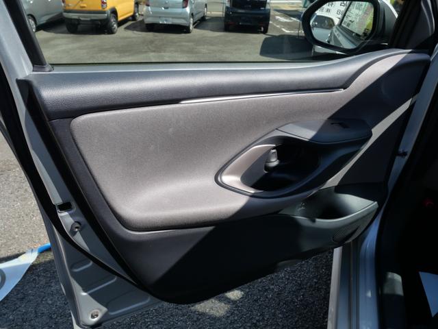 ヤリス Ｇ　スマートキー　プッシュスタート　ディスプレイオーディオ　シートヒーター　ＥＴＣ　全方位モニター　パワーステアリング　パワーウィンドウ（13枚目）