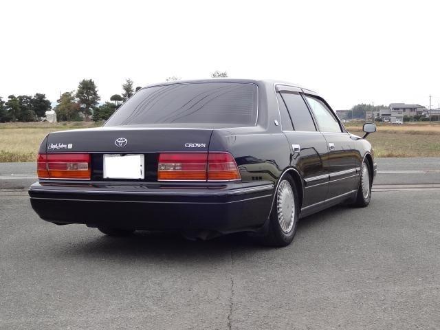 クラウン ロイヤルサルーンＧ　フルタップ車高調　パナソニックナビＴＶ　レースシートカバー（2枚目）