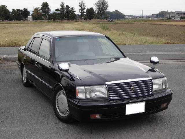 クラウン ロイヤルサルーンＧ　フルタップ車高調　パナソニックナビＴＶ　レースシートカバー（3枚目）