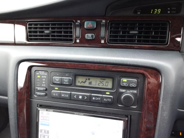 クラウン ロイヤルサルーンＧ　フルタップ車高調　パナソニックナビＴＶ　レースシートカバー（10枚目）