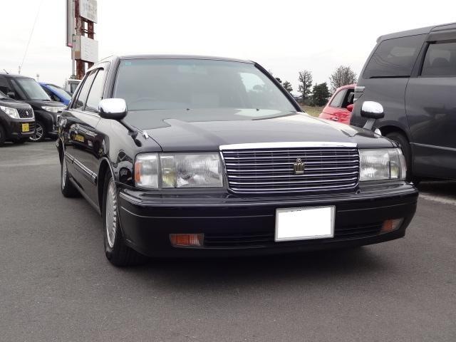 クラウン ロイヤルサルーンＧ　フルタップ車高調　パナソニックナビＴＶ　レースシートカバー（14枚目）