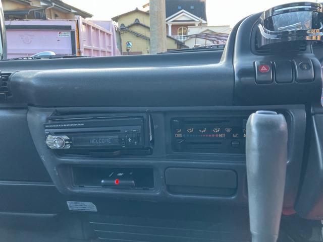 エルフトラック フラットロー オートマ 垂直パワーゲート 三方開 ETC リアダブルタイヤ 積載量1450kg エアコン パワステ パワーウインド 運転席エアバック(18枚目)