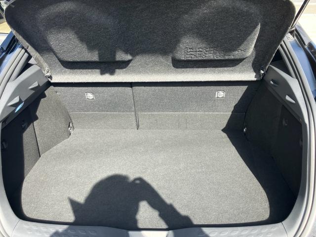 Ｃ－ＨＲ Ｇ　ワンオーナー　モデリスタフルエアロ　ナビテレビ　バックカメラ　ＥＴＣ　スマートキー　プッシュスタート　セキュリティー　アイドリングストップ　ＬＥＤライト　クリアランスソナー（10枚目）