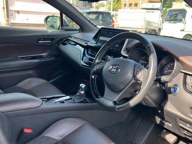 Ｃ－ＨＲ Ｇ　ワンオーナー　モデリスタフルエアロ　ナビテレビ　バックカメラ　ＥＴＣ　スマートキー　プッシュスタート　セキュリティー　アイドリングストップ　ＬＥＤライト　クリアランスソナー（11枚目）