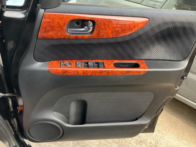 N-BOXカスタム G・ターボAパッケージ ナビテレビ ETC スマートキー プッシュスタート セキュリティー 両側パワースライド ベンチシート HIDライト(32枚目)