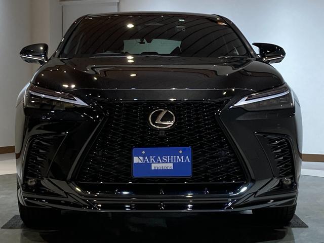 ＮＸ ＮＸ３５０ｈ　Ｆスポーツ　新車保証書／点検記録簿／カードキー／パノラミック／ＨＵＤ／ＢＳＭ／パワーバックドア／本革シート／デジタルインナーミラー／パーキングサポート／電動シート／社外マフラー／追従走行（ＡＣＣ）（5枚目）