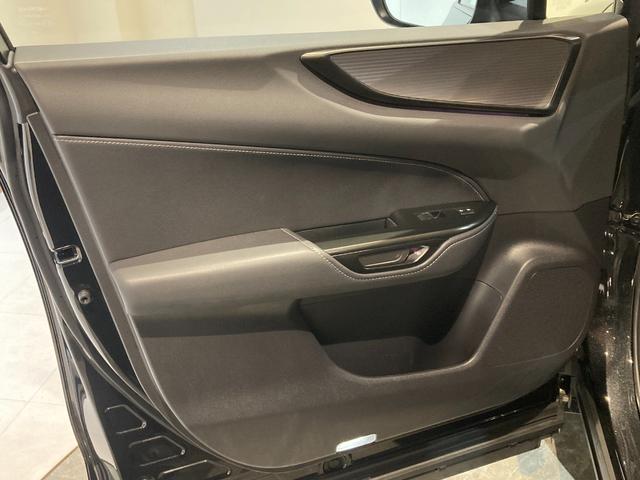 ＮＸ ＮＸ３５０ｈ　Ｆスポーツ　新車保証書／点検記録簿／カードキー／パノラミック／ＨＵＤ／ＢＳＭ／パワーバックドア／本革シート／デジタルインナーミラー／パーキングサポート／電動シート／社外マフラー／追従走行（ＡＣＣ）（47枚目）