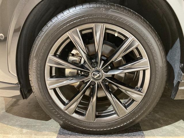 ＮＸ ＮＸ３５０ｈ　Ｆスポーツ　新車保証書／点検記録簿／カードキー／パノラミック／ＨＵＤ／ＢＳＭ／パワーバックドア／本革シート／デジタルインナーミラー／パーキングサポート／電動シート／社外マフラー／追従走行（ＡＣＣ）（56枚目）