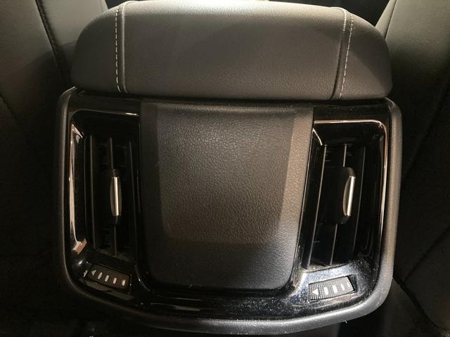 クラウンハイブリッド ＲＳアドバンス　パノラミックビューカメラ／ＨＵＤ／ＢＳＭ／追従機能（ＡＣＣ）／純正ナビ（Ｂｌｕｅｔｏｏｔｈ／ＣＤ／ＤＶＤ）／電動シート／シートヒータ－／シートエアコン／シートエアコン／レザーシート（19枚目）