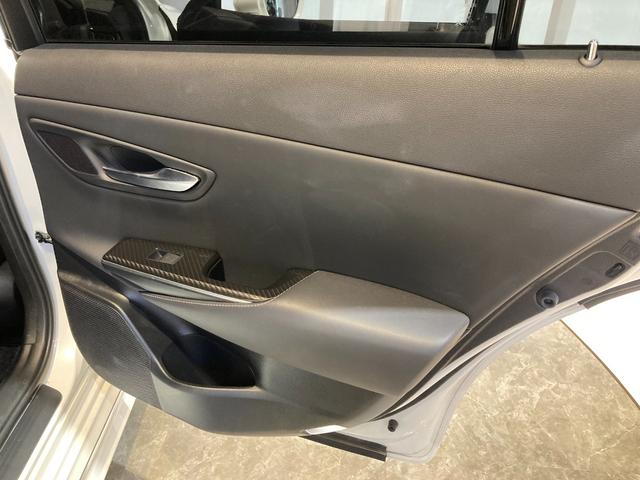 クラウンハイブリッド ＲＳアドバンス　パノラミックビューカメラ／ＨＵＤ／ＢＳＭ／追従機能（ＡＣＣ）／純正ナビ（Ｂｌｕｅｔｏｏｔｈ／ＣＤ／ＤＶＤ）／電動シート／シートヒータ－／シートエアコン／シートエアコン／レザーシート（44枚目）