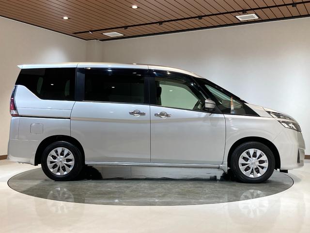 セレナ Ｓ　ナビ（Ｂｌｕｅｔｏｏｔｈ／ＣＤ／ＤＶＤ）／アラウンドビューカメラ／電動スライドドア／クルーズコントロール／ＥＴＣ車載器（10枚目）