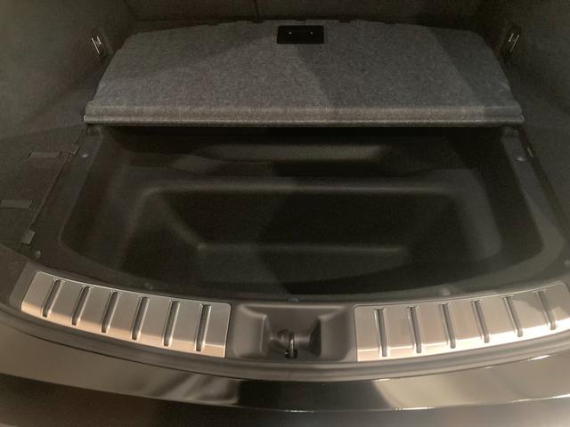 RZ RZ450e バージョンL 電気自動車/パノラミックビュー/14ディスプレイ/パワーリアゲート/電動シート/充電ケーブル/アドバンストドライブ/BSM/ACC(追従機能)(13枚目)