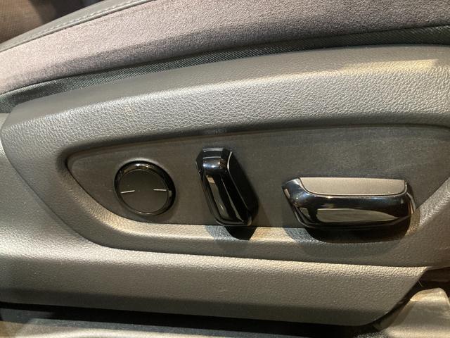 RZ RZ450e バージョンL 電気自動車/パノラミックビュー/14ディスプレイ/パワーリアゲート/電動シート/充電ケーブル/アドバンストドライブ/BSM/ACC(追従機能)(42枚目)