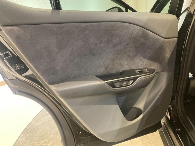 RZ RZ450e バージョンL 電気自動車/パノラミックビュー/14ディスプレイ/パワーリアゲート/電動シート/充電ケーブル/アドバンストドライブ/BSM/ACC(追従機能)(46枚目)