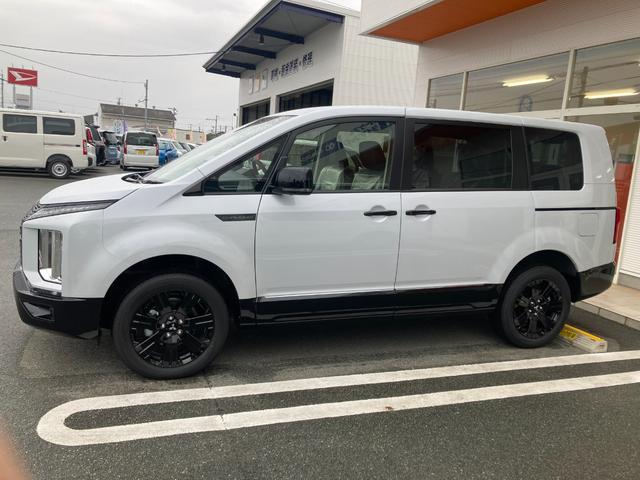 デリカＤ：５ シャモニー　登録済未使用車／両側電動スライド／バックカメラ／パワーリアゲート／ＡＣＣ（追従機能）／電動シート／ステアリングヒーター（6枚目）