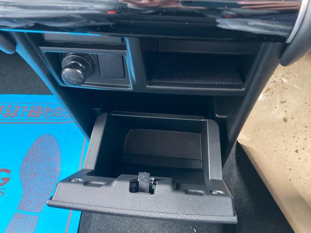 デリカＤ：５ シャモニー　登録済未使用車／両側電動スライド／バックカメラ／パワーリアゲート／ＡＣＣ（追従機能）／電動シート／ステアリングヒーター（30枚目）