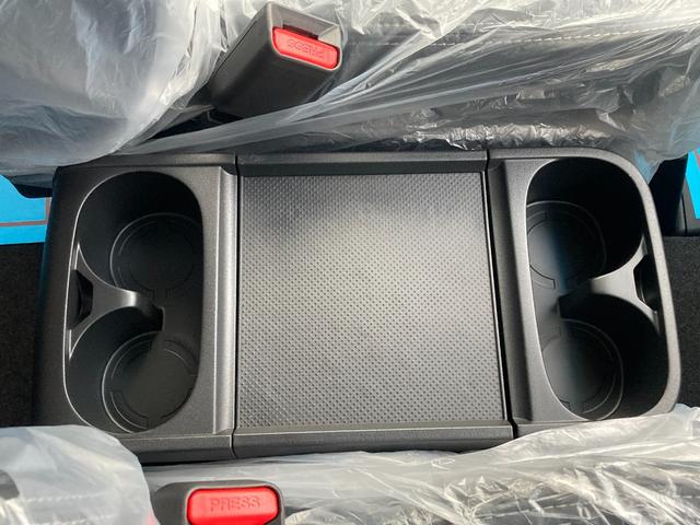 デリカＤ：５ シャモニー　登録済未使用車／両側電動スライド／バックカメラ／パワーリアゲート／ＡＣＣ（追従機能）／電動シート／ステアリングヒーター（31枚目）