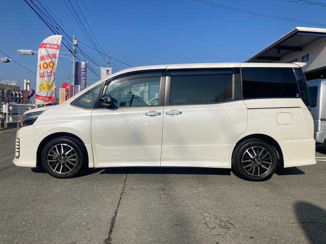 ヴォクシー ＺＳ　煌ＩＩ　両側電動スライド／フルセグナビ（Ｂｌｕｅｔｏｏｔｈ／ＴＶ／ＣＤ／ＤＶＤ）／バックカメラ／後席モニター／プッシュスタート（6枚目）
