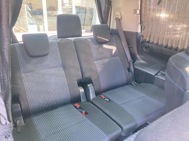 ヴォクシー ＺＳ　煌ＩＩ　両側電動スライド／フルセグナビ（Ｂｌｕｅｔｏｏｔｈ／ＴＶ／ＣＤ／ＤＶＤ）／バックカメラ／後席モニター／プッシュスタート（12枚目）