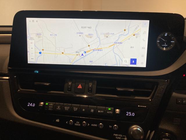 ＥＳ ＥＳ３００ｈ　Ｆスポーツ　ワンオーナー／ＴＲＤフルエアロ／サンルーフ／デジタルインナーミラー／Ｆ　ＳＰＯＲＴ専用オレンジキャリパー／Ｌ　ＴＥＸブラックアルミ／パワーバックドア／置く充電／ＢＳＭ／ＡＣＣ（追従機能）／（26枚目）